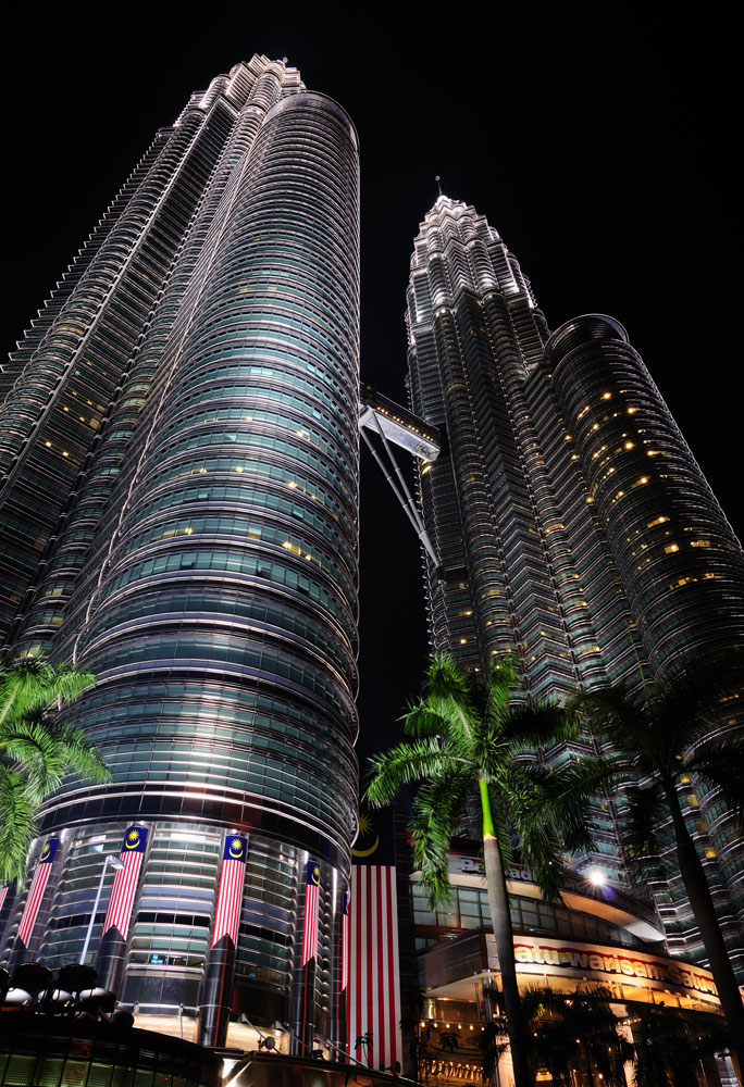 Петронасы ночью. Куала-Лумпур. Night Petronas. Kuala Lumpur. 11