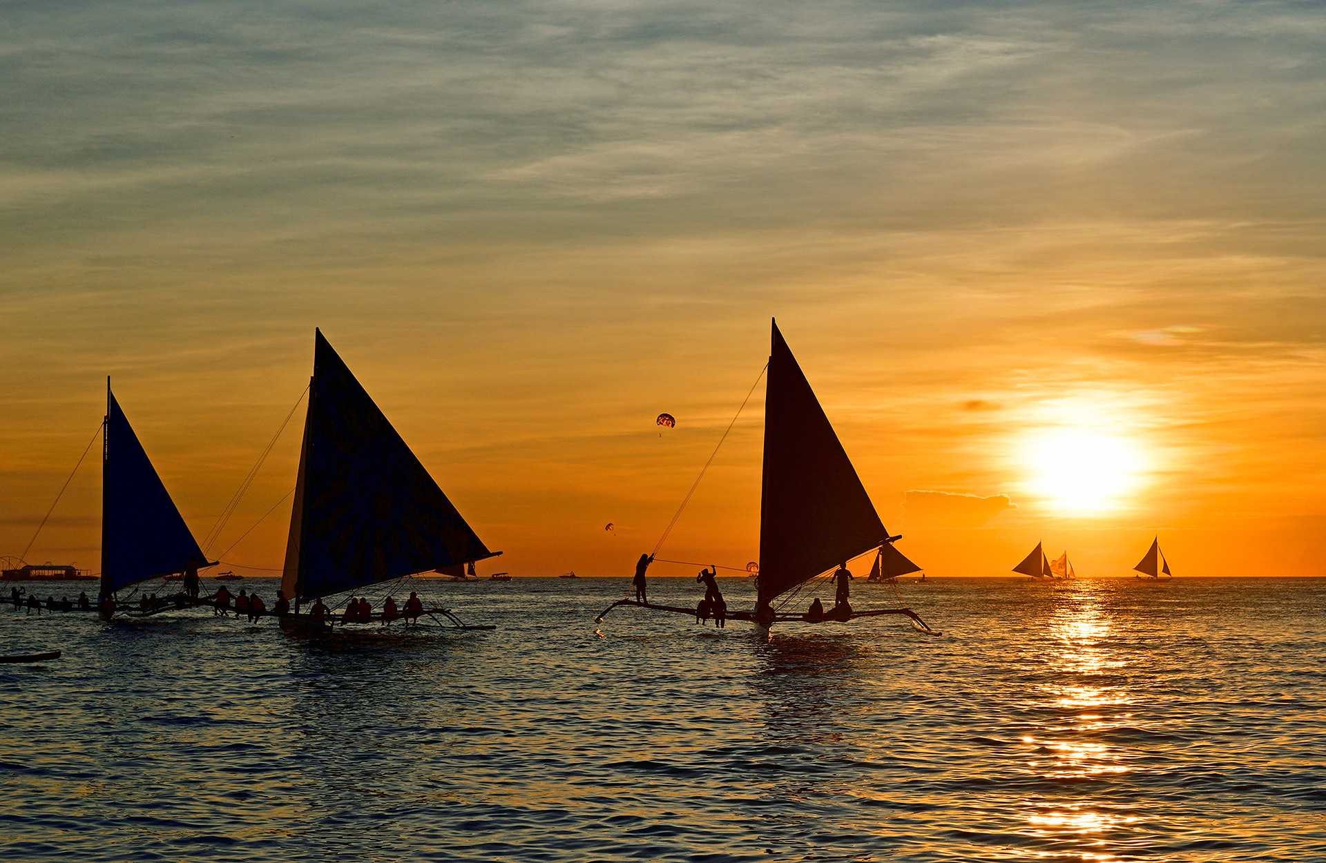 Закаты на острове Боракай. Филиппины. Sunsets on Boracay Island. Philippines.
