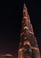 Дубайская башня или Бурдж-Халифа ночью. Night Dubai Tower.